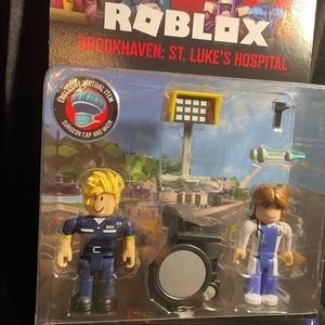 Roblox Brookhaven St. Luke's Hospital Pack 3" Doctor & Paramedic Figures - New